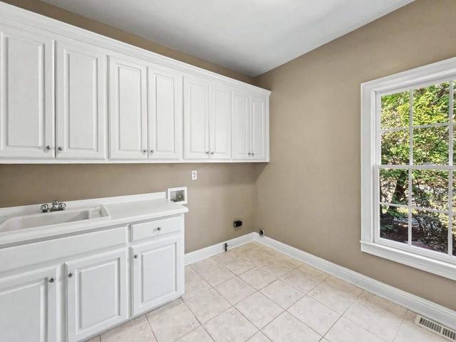 3260 Rays Creek Drive NW, Acworth, GA 30101