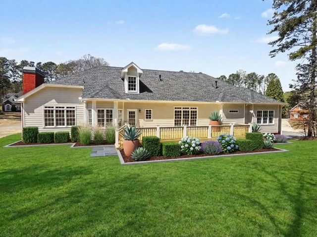 3260 Rays Creek Drive NW, Acworth, GA 30101