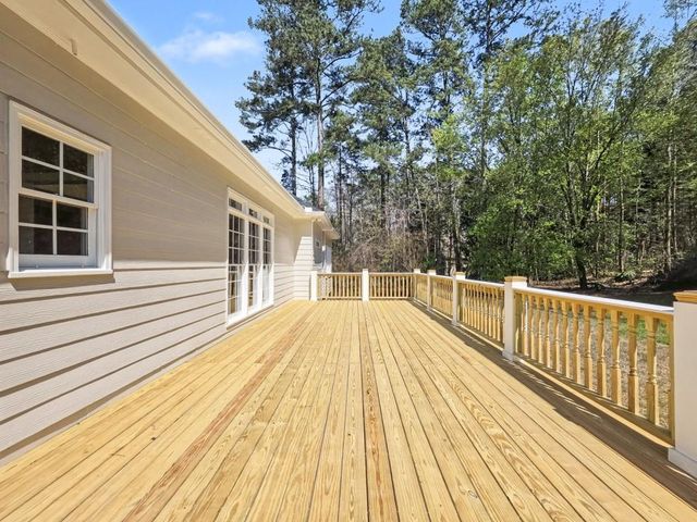 3260 Rays Creek Drive NW, Acworth, GA 30101