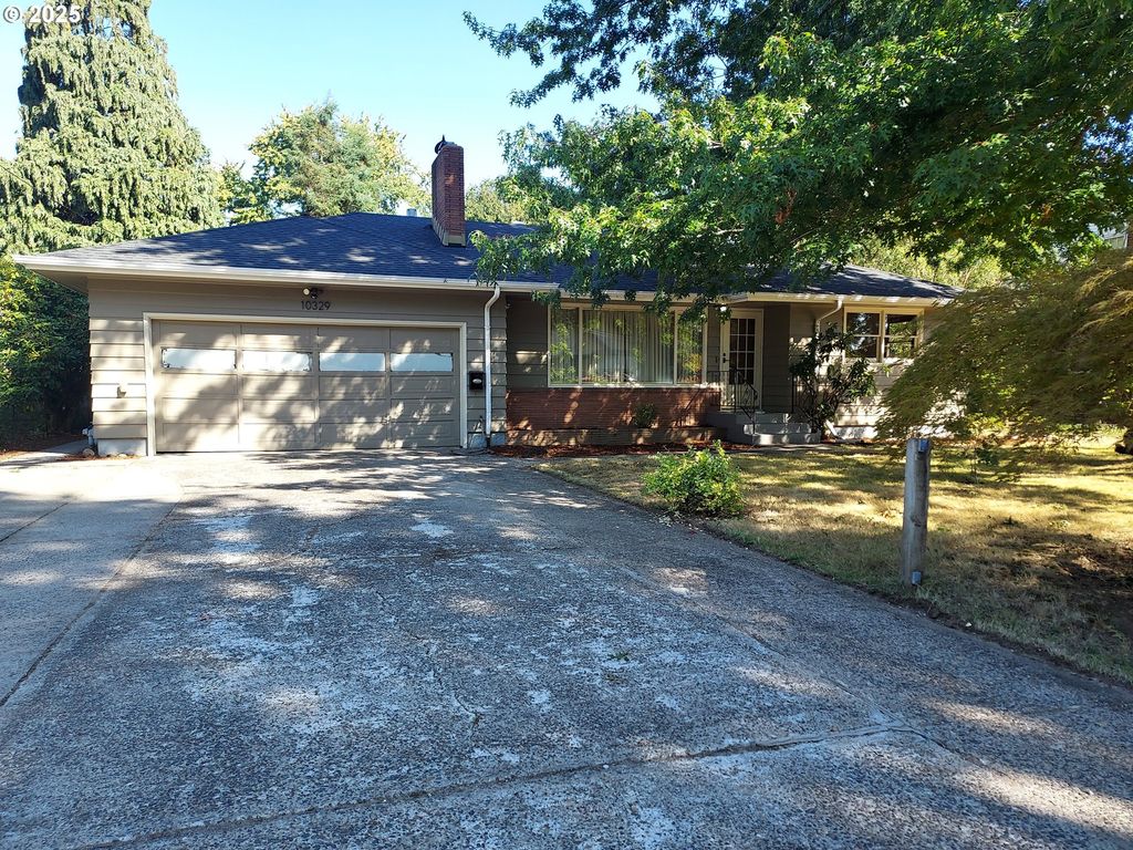 10329 Ne BRAZEE St, Portland, OR 97220