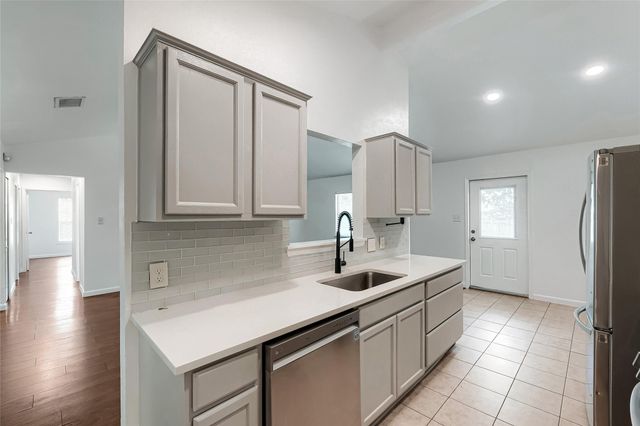 8505 Mayview DR, Austin, TX 78724