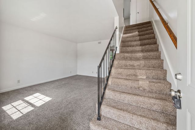 273 Northridge Dr Apt 4, Clarksville, TN 37042