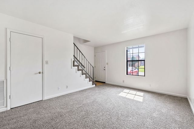 273 Northridge Dr Apt 4, Clarksville, TN 37042