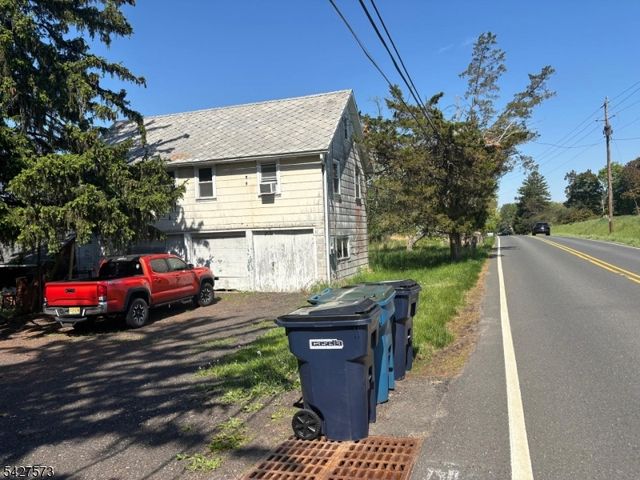 184 Stanton Rd, Readington Twp., NJ 08822