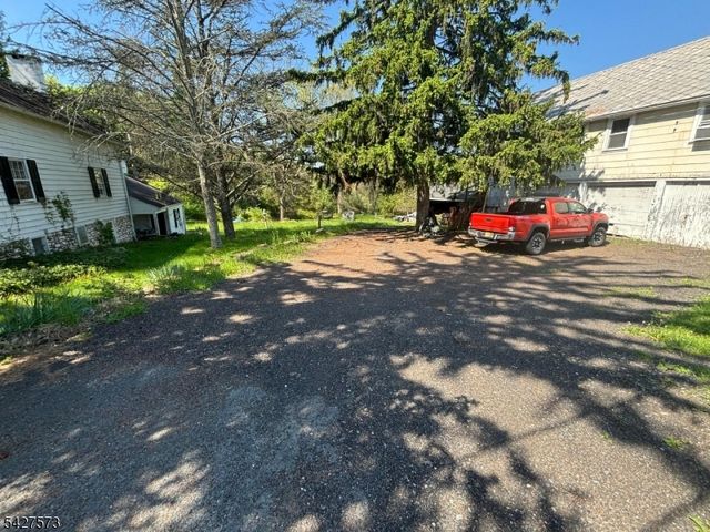 184 Stanton Rd, Readington Twp., NJ 08822