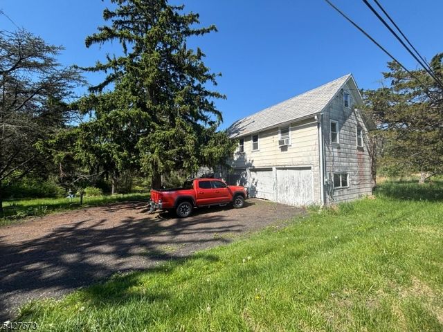 184 Stanton Rd, Readington Twp., NJ 08822