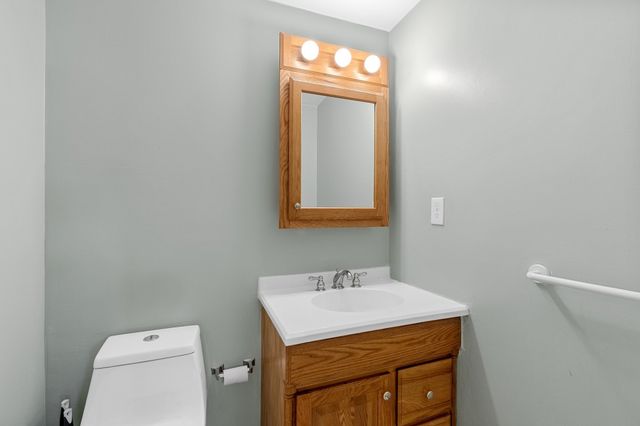 19 Washington Green 19, Walpole, MA 02032