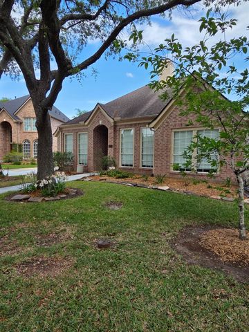 106 Palm Castle, League City, TX 77573
