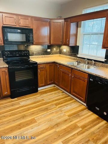 4422 MAGILL Road, Jacksonville, FL 32219