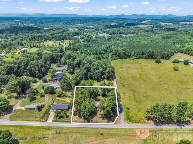 201 Lincoln Road, Forest City, NC 28043