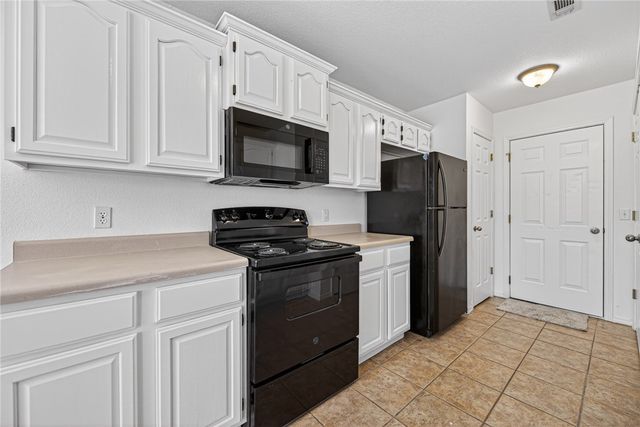 1562 Hutchinson Street, Pea Ridge, AR 72751