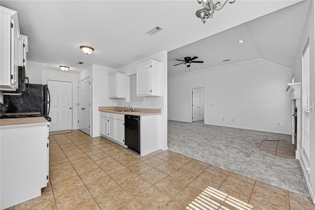 1562 Hutchinson Street, Pea Ridge, AR 72751