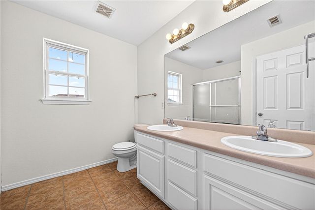 1562 Hutchinson Street, Pea Ridge, AR 72751