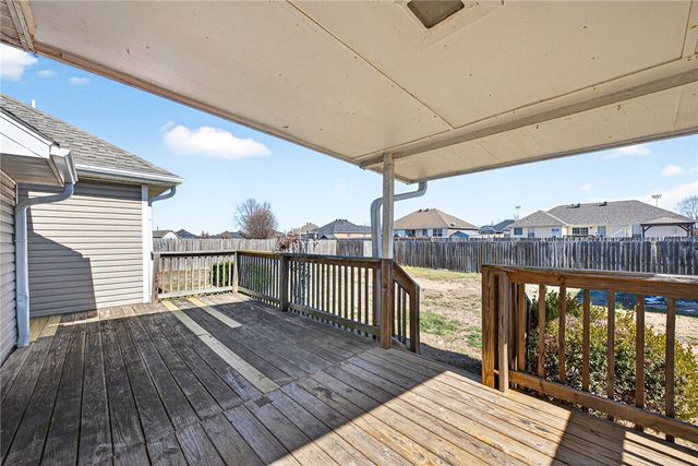 1562 Hutchinson Street, Pea Ridge, AR 72751