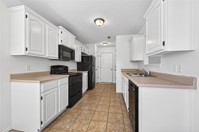 1562 Hutchinson Street, Pea Ridge, AR 72751