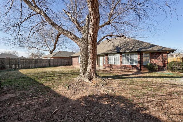 2905 Hanover Drive, Norman, OK 73072