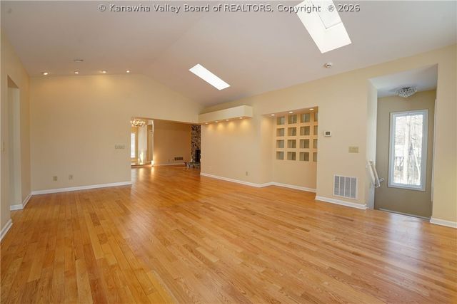 1 Pheasant Lane, Beckley, WV 25801