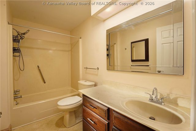 1 Pheasant Lane, Beckley, WV 25801