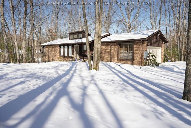 1 Pheasant Lane, Beckley, WV 25801