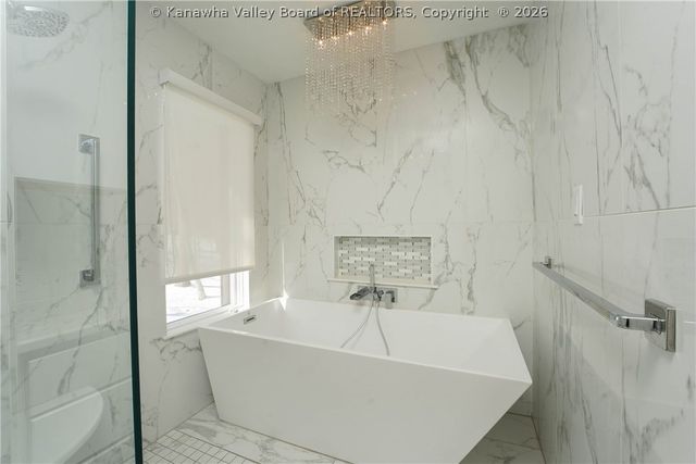 1 Pheasant Lane, Beckley, WV 25801