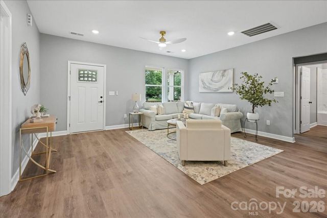 120 Whistling Pines Drive, Statesville, NC 28677