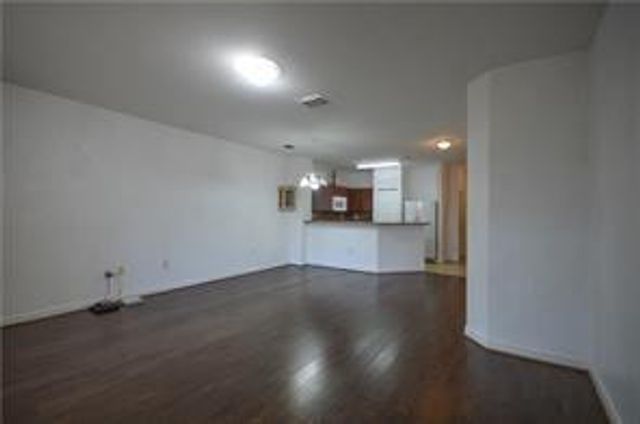 2958 NW 35th Avenue, Lauderdale Lakes, FL 33311