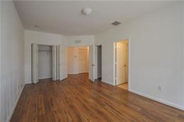 2958 NW 35th Avenue, Lauderdale Lakes, FL 33311