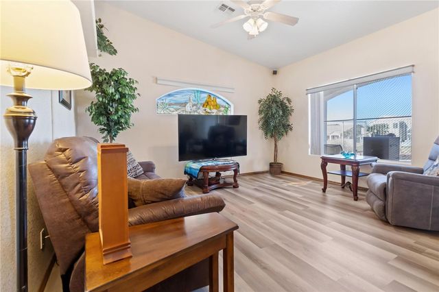 5611 S Desert Lakes Drive, Fort Mohave, AZ 86426