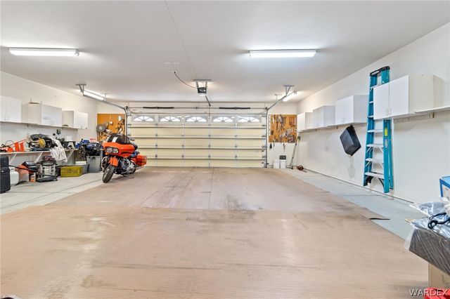 5611 S Desert Lakes Drive, Fort Mohave, AZ 86426