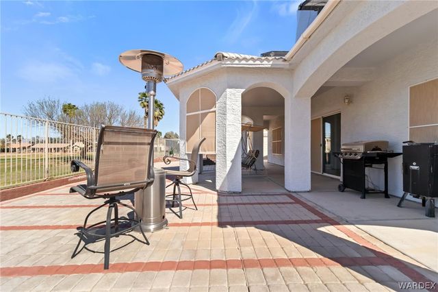 5611 S Desert Lakes Drive, Fort Mohave, AZ 86426