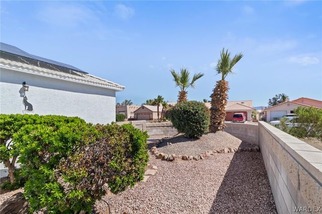 5611 S Desert Lakes Drive, Fort Mohave, AZ 86426
