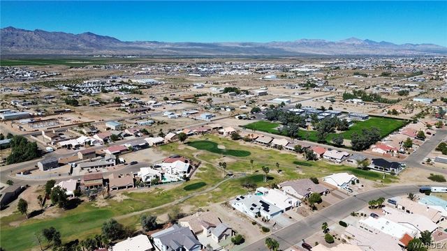 5611 S Desert Lakes Drive, Fort Mohave, AZ 86426