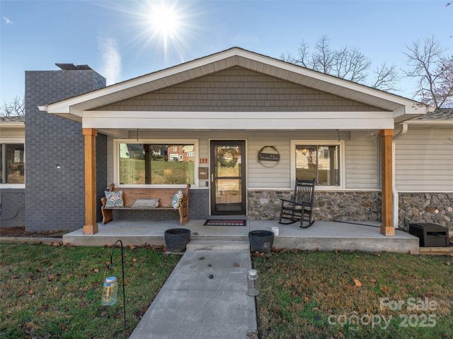 133 Axley Street, Canton, NC 28716