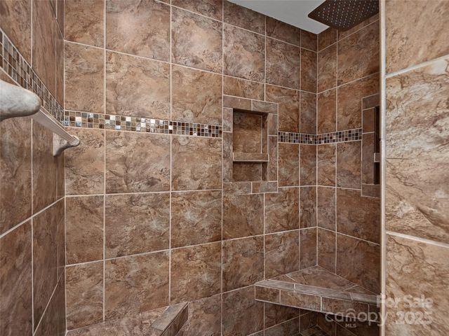 133 Axley Street, Canton, NC 28716