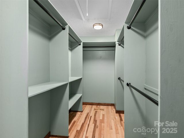 133 Axley Street, Canton, NC 28716