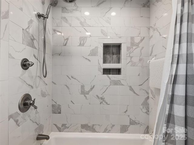 133 Axley Street, Canton, NC 28716