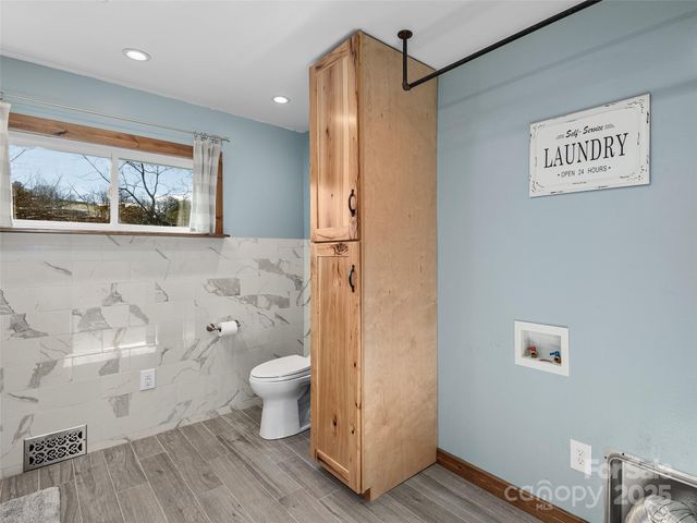 133 Axley Street, Canton, NC 28716