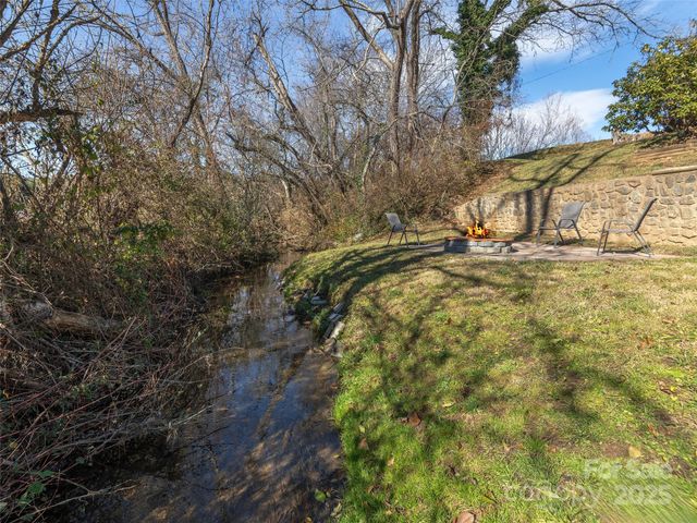 133 Axley Street, Canton, NC 28716