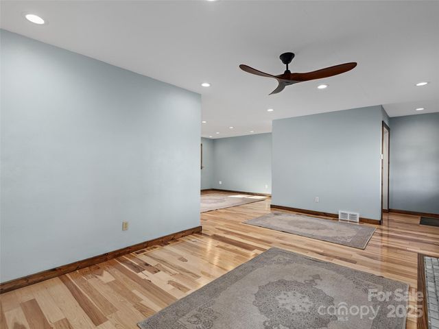 133 Axley Street, Canton, NC 28716