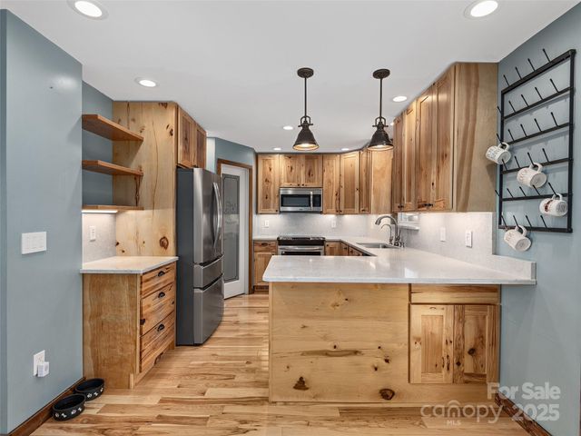 133 Axley Street, Canton, NC 28716