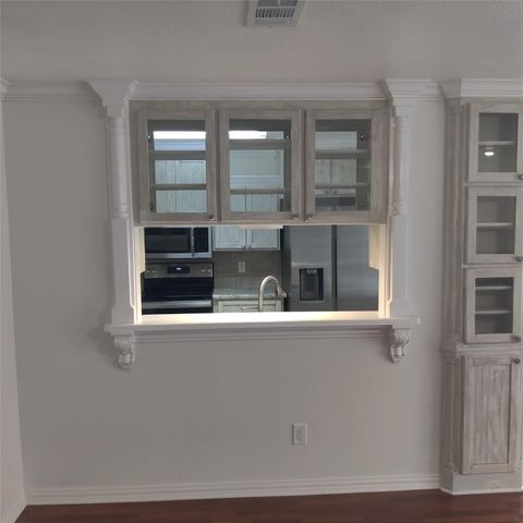 222 Chesterfield Circle, Waxahachie, TX 75165