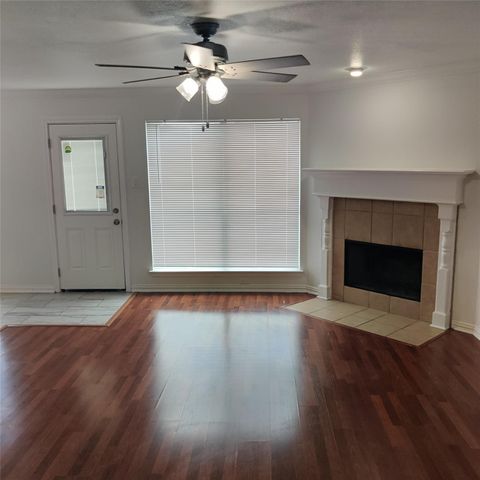 222 Chesterfield Circle, Waxahachie, TX 75165