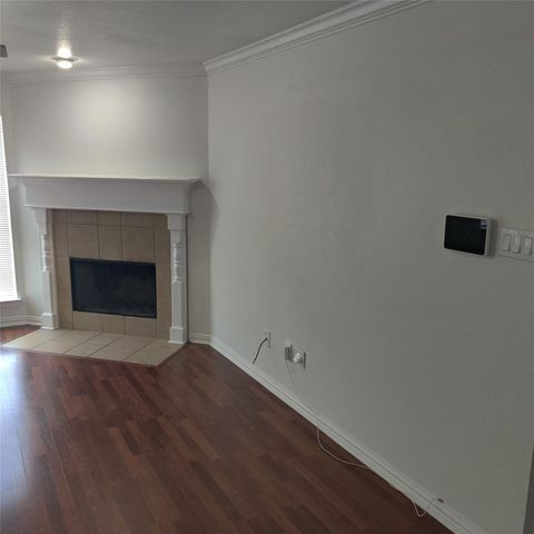 222 Chesterfield Circle, Waxahachie, TX 75165