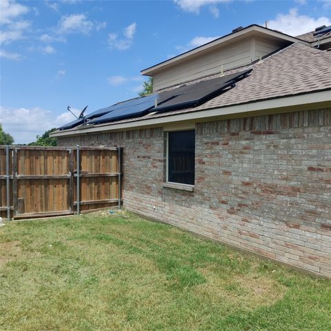222 Chesterfield Circle, Waxahachie, TX 75165