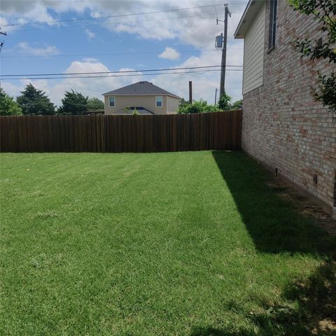 222 Chesterfield Circle, Waxahachie, TX 75165