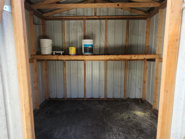 213 Wilson Ave, Atmore, AL 36502