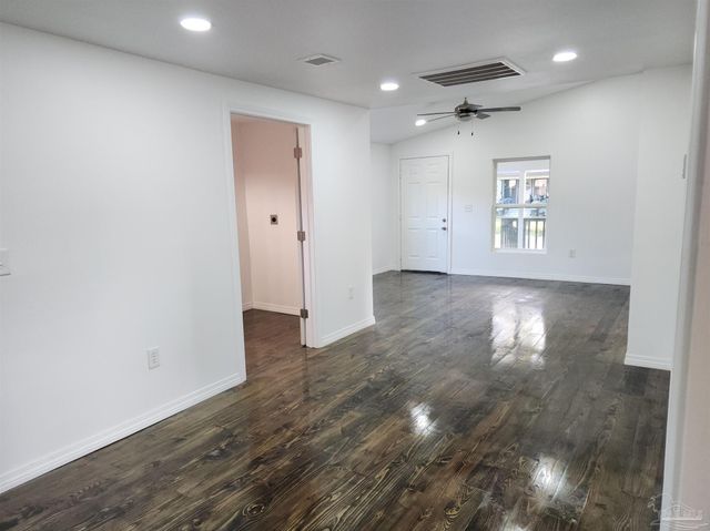 213 Wilson Ave, Atmore, AL 36502