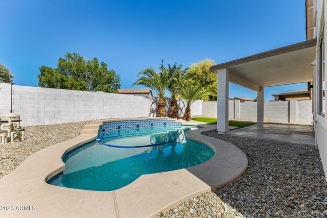 16054 W HEARN Road, Surprise, AZ 85379