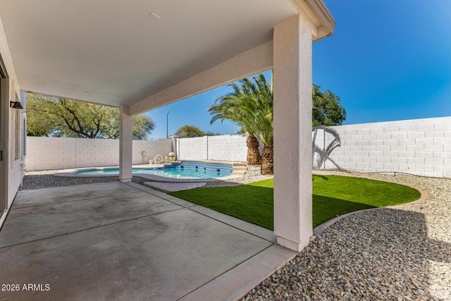 16054 W HEARN Road, Surprise, AZ 85379