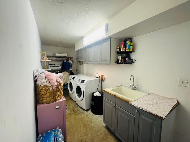 5308 Eastridge Court, Bakersfield, CA 93306